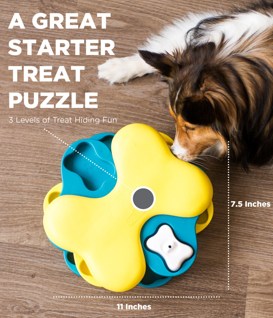 Dog Tornado Interactive Treat Puzzle Dog Toy, Blue